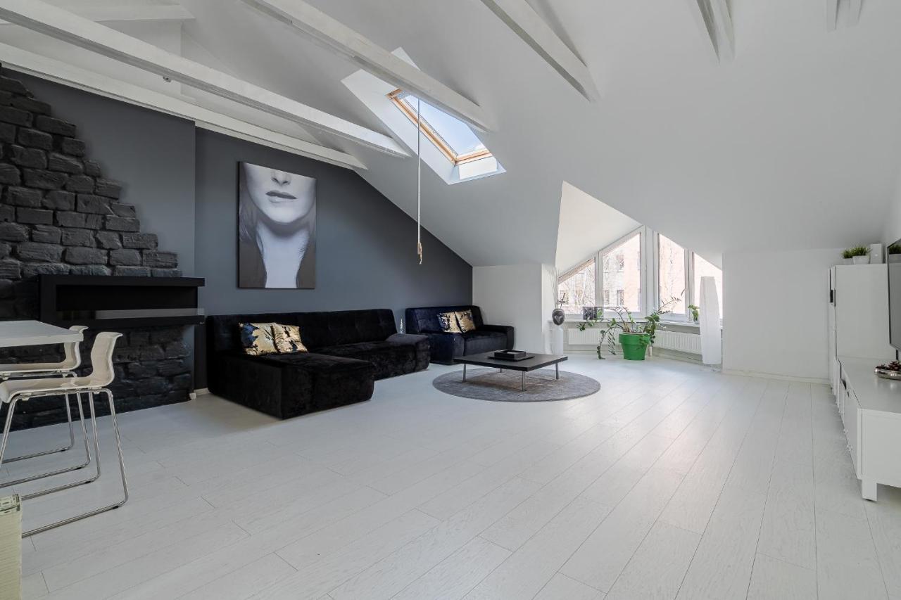 Butas Grey House *
